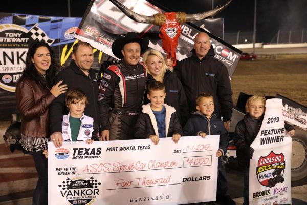 Scott Bogucki Wins a Wild One at the VANKOR Texas Sprint Car Nationals