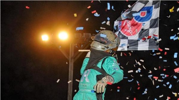Tanner Thorson Surges from 3rd to 1st to Win Western World Midget Opener
