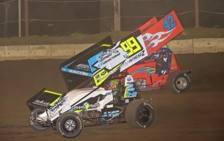 Brady battles with Cory Bruns at Jacksonville (Rob Kocak Photo)