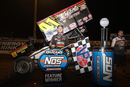 David Gravel won with the WoO Saturday at Arizona Speedway (WoO Photo)