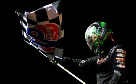 Gio Scelzi won the WoO opener at Charlotte Friday (Chris Owens Photo) (Highlights from Dirtvision.com)