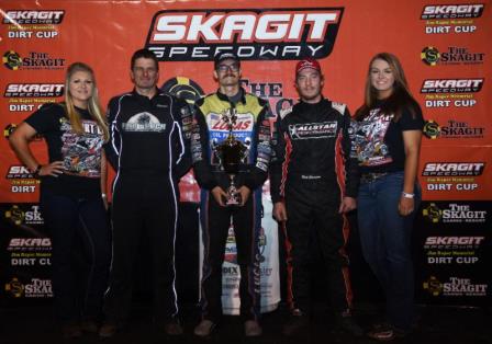 Blake Hahn won Thursday's opener at the Jim Raper Memorial Skagit Dirt Cup (Malcolm White Photo) (Video Highlights from Racinboys.com)