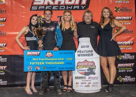 Robbie Price won the Jim Raper Memorial Dirt Cup at Skagit Speedway (Lisa Dynes Photo) (Highlight Video from Racinboys.com)