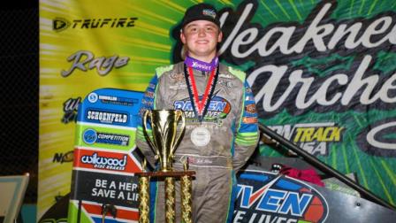 Zeb Wise (Angola, Ind.) earned his second career USAC NOS Energy Drink National Midget feature win, both of which have come during Pennsylvania Midget Week. (Dave Biro - DB3 Imaging) (Video Highlight from FloRacing.com)