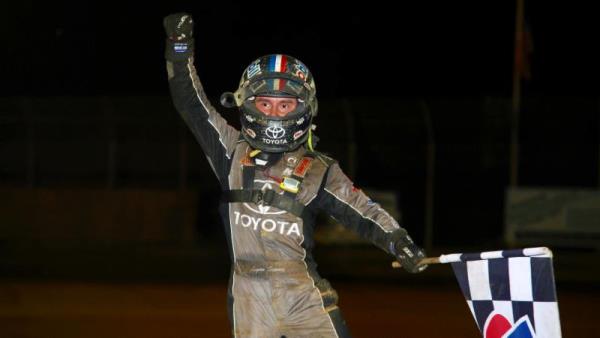 Viral Sensation to Winning Sensation: Logan Seavey Scores at LANCO