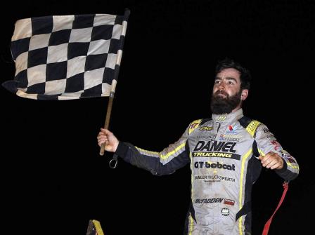 James McFadden won the WSS debut at Maryborough Speedway (44 Photography) (Video Highlights from SpeedShiftTV.com)