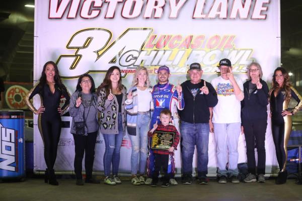 Kyle Larson Unstoppable on Warren CAT Qualifying Night; Christopher Bell Tops the VIROC