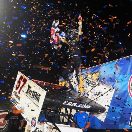 Kyle Larson won the WoO opener at Knoxville Friday (Ken Berry Photo) (Video Highlights from DirtVision.com)