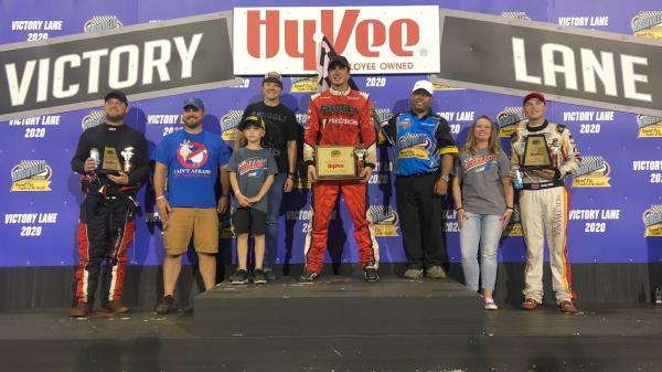 Aaron Reutzel is a First-time Winner at Knoxville Raceway!