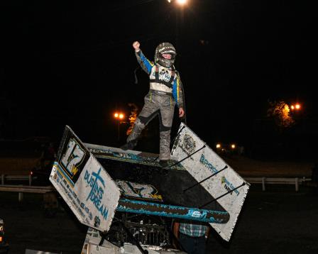 Harli White won with the ASCS National series at the Ditch Saturday (Scott Frazier Photo) (Video Highlights from Racinboys.com)