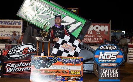 Shane Stewart won with the WoO at Williams Grove Friday (Trent Gower Photo) (Video Highlights from DirtVision.com)