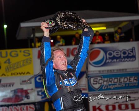 Don Droud Jr. won the POWRi/WAR sprints portion of the Ultimate Challenge Sunday (Chuck Stowe Photo)