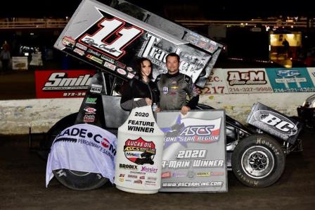 Roger Crockett claimed the Devil's Bowl Winter Nationals Saturday (Bobby DrRock Thomas Photo)