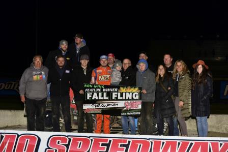 Tyler Courtney won the Kokomo non-wing feature Saturday (Mark Funderburk Racing Photo) (Brandon Brock Video)