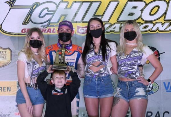 Kyle Larson Goes Back-to-Back at the Lucas Oil Chili Bowl Nationals