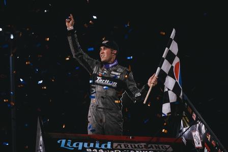 Carson Macedo won a thriller Saturday at Haubstadt (Trent Gower Photo) (Video Highlights from DirtVision.com)