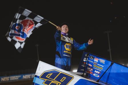 Brad Sweet completed a sweep at I-70 Motorsports Park Saturday (Trent Gower Photo) (Video Highlights from DirtVision.com)