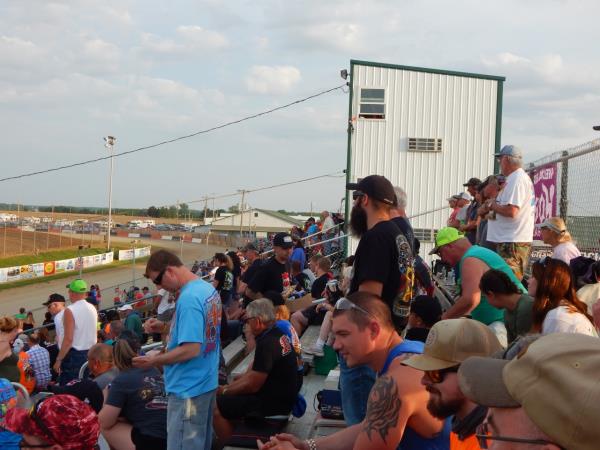 Fan Notes from Attica World of Outlaws