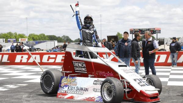 Kody Swanson Sweeps CARB Night Classic with Midget Win