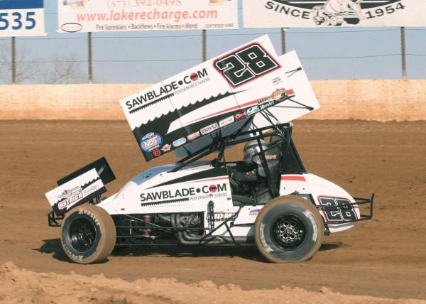 Scott Bogucki Collects Lucas Oil ASCS Score at Lake Ozark Speedway