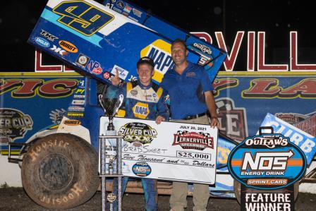 Brad Sweet won the Don Martin Memorial Silver Cup on Tuesday (Trent Gower Photo) (Video Highlights from DirtVision.com)