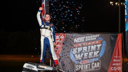 Logan Seavey (Sutter, Calif.) went back-to-back on multiple levels during Monday’s USAC NOS Energy Drink Indiana Sprint Week by AMSOIL feature event at Gas City I-69 Speedway. (DB3, Inc. Photo) (Video Highlights from FloRacing.com)