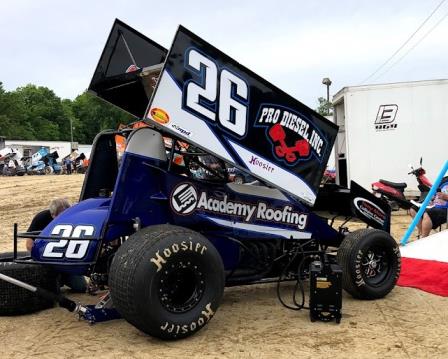 Jonathan Cornell won with the Sprint Invaders at Dubuque Wednesday