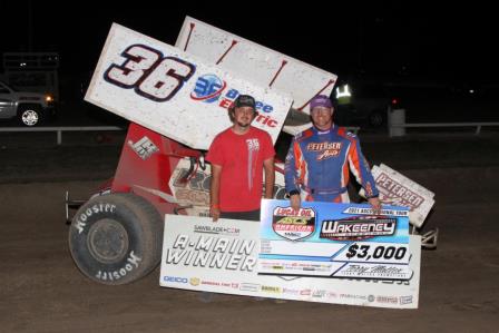 Jason Martin picked up the win at the ASCS stop in Wakeeney, Kansas (Photo by Red)