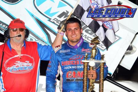 Paul Nienhiser won the Sprint Invaders event at Lee County Speedway Friday