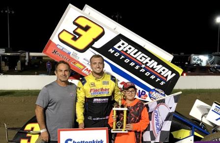 Ayrton Gennetten Swept the Night Friday with the Sprint Invaders at Randolph County Raceway (Sprint Invaders Photo)