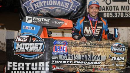 $20,000 Richer: Chris Windom led the final 15 laps of Sunday night’s $20,000-to-win, 100-lap USAC NOS Energy Drink Midget National Championship feature at the inaugural Huset’s Speedway USAC Nationals in Brandon, South Dakota. (DB3, Inc. Photo) (Video Highlights from FloRacing.com)