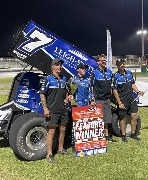 Mmmmm Lachlan McHugh, Madsen, McCullagh and Macedo Dice it Out on Night One of Grand Annual Sprintcar Classic