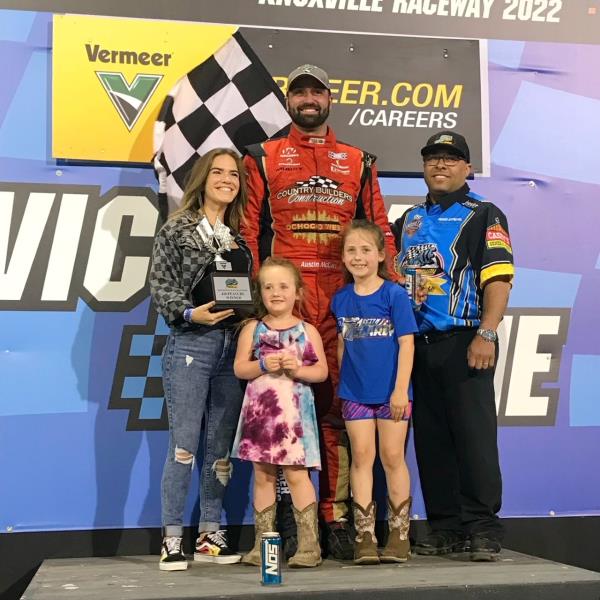 Austin McCarl Masters Traffic to Win Thriller at Knoxville!