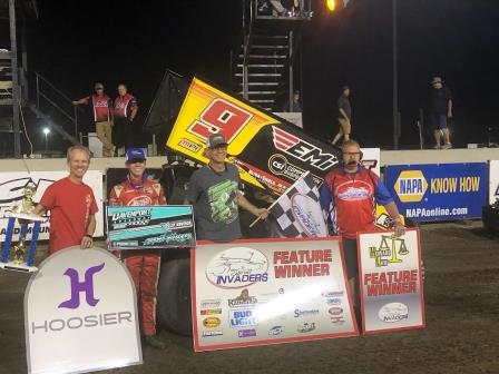 Chase Randall took the win with the Sprint Invaders at Davenport Friday