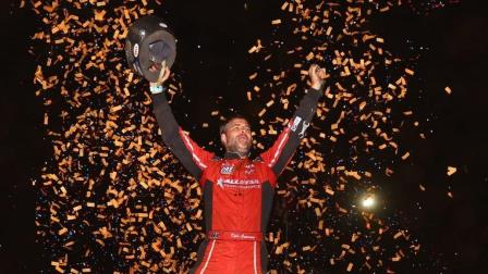 Kyle Cummins (Princeton, Ind.) charged from 10th to 1st to score the victory during Friday night's USAC NOS Energy Drink Indiana Sprint Week round six at Bloomington Speedway. (Rich Forman Photo) (Video Highlights from FloRacing.com)