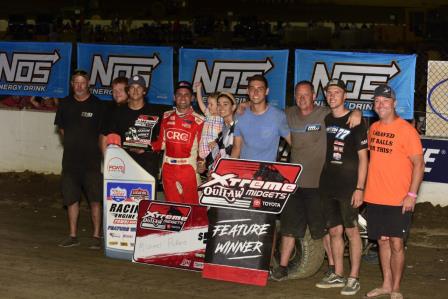 Michael Pickens stole the Xtreme Midget win at Pevely Saturday (Mark Funderburk Photo) (Video Highlights from DirtVision.com)