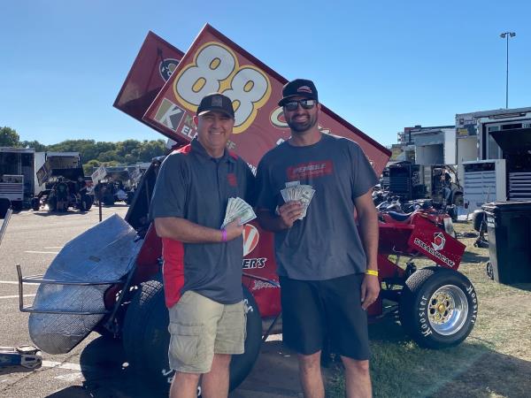 Austin McCarl is 2022 Midwest Thunder Sprints Presented by OpenWheel101.com Champion!