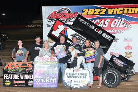 Tim Crawley won Thursday's opener at the Hockett/McMillin Memorial in Wheatland (Rob Kocak Photo)