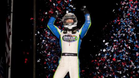 Emerson Axsom (Franklin, Ind.) captured his first USAC AMSOIL Sprint Car National Championship feature victory in eight months during Friday night's Western World Championships opener at Arizona's Cocopah Speedway. (Rich Forman Photo) (Video Highlights from FloRacing.com)