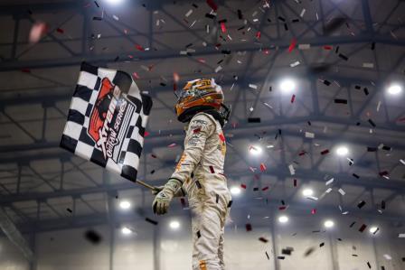 Cannon McIntosh won the Xtreme Midget season opener in DuQuoin (Jacy Norgaard Photo) (Video Highlights from DirtVision.com)