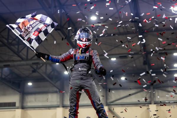 Jade Avedisian Wins Finale in DuQuoin After Hard Battle with Meseraull