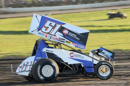 Caleb circles Battleground Speedway last Saturday (Carey Akin – www.ManvelMotorsports.com Photo)