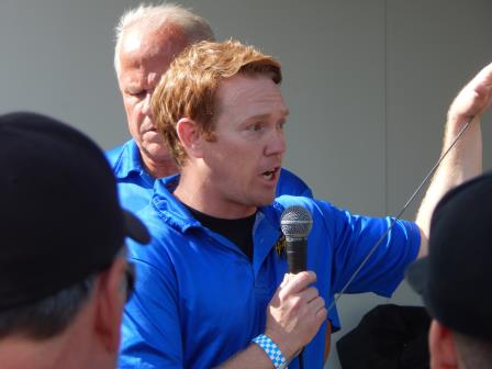 Brad Sweet conducts the drivers' meeting