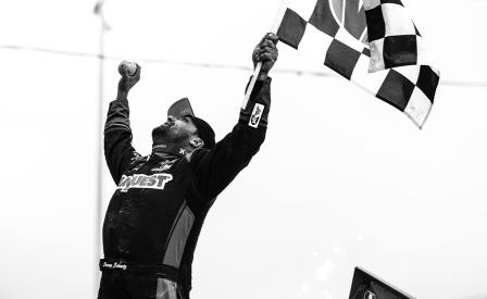 Donny Schatz won the WoO stop at Attica on Friday (Trent Gower Photo) (Video Highlights from DirtVision.com)