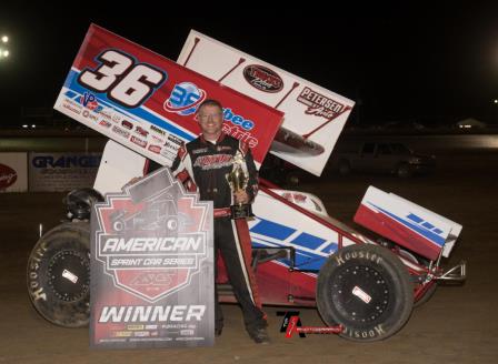 Jason Martin won the Steve King Memorial at Dodge City Friday (Carl 'Red' Larson Photo)