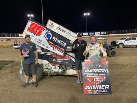 Matt Covington won the Steve King Memorial at Dodge City Saturday (Don Holbrook Photo)