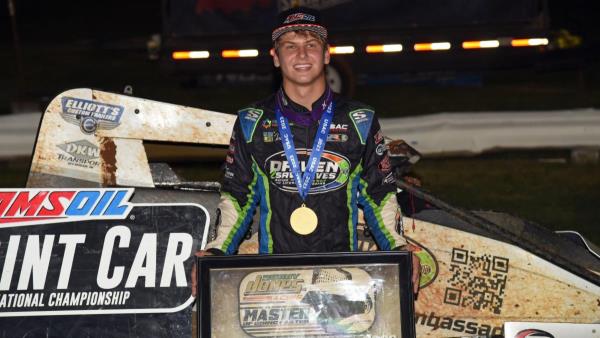 Emerson Axsom Blooms at Sheldon Kinser Memorial