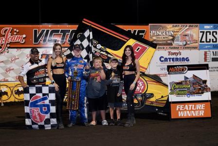Chase Randall won the 410 feature at Huset's Sunday (Tylan Porath Photo)