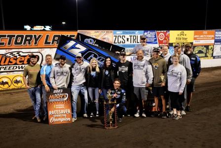 Lee Goos Jr. won the Racesaver feature at Huset's Sunday (Tylan Porath Photo)