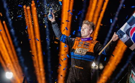 Sheldon Haudenschild stormed from 16th to win at Skagit Thursday (Trent Gower Photo) (Video Highlights from DirtVision.com)
